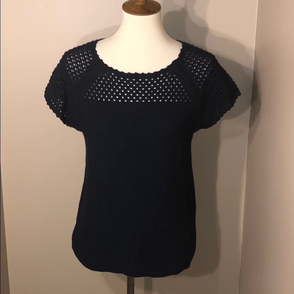 ✨EUC✨ LOFT Knitted Tee